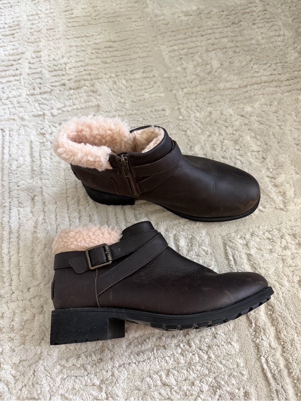 UGG women’s benson II brown leather boots